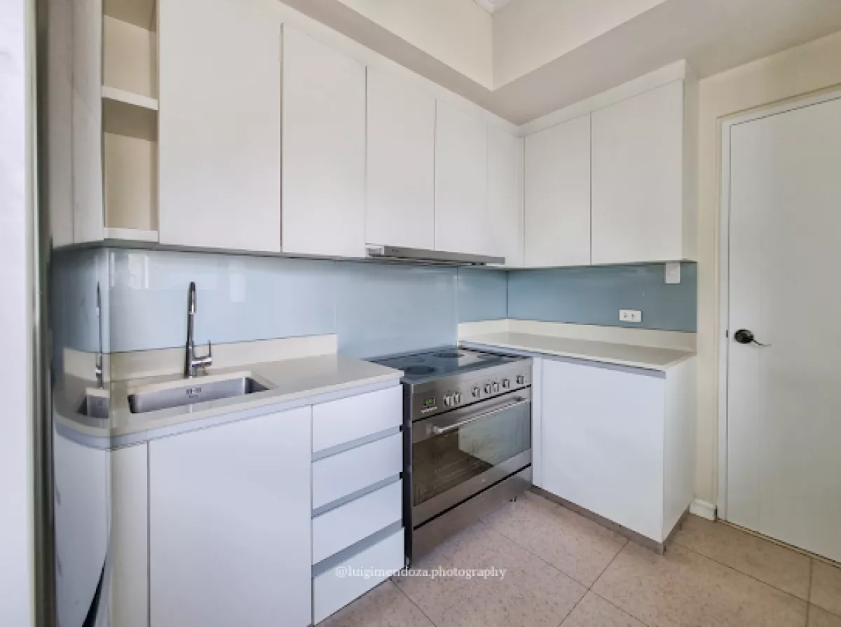 For Rent 3BR Shang Salcedo Place03