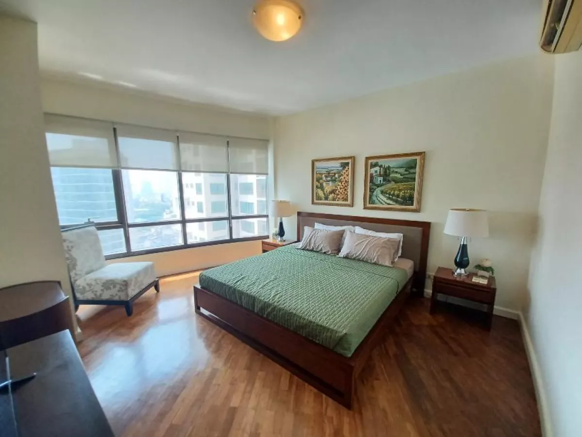 FOR LEASE: 2BR with Den in Joya Rockwell Makati03