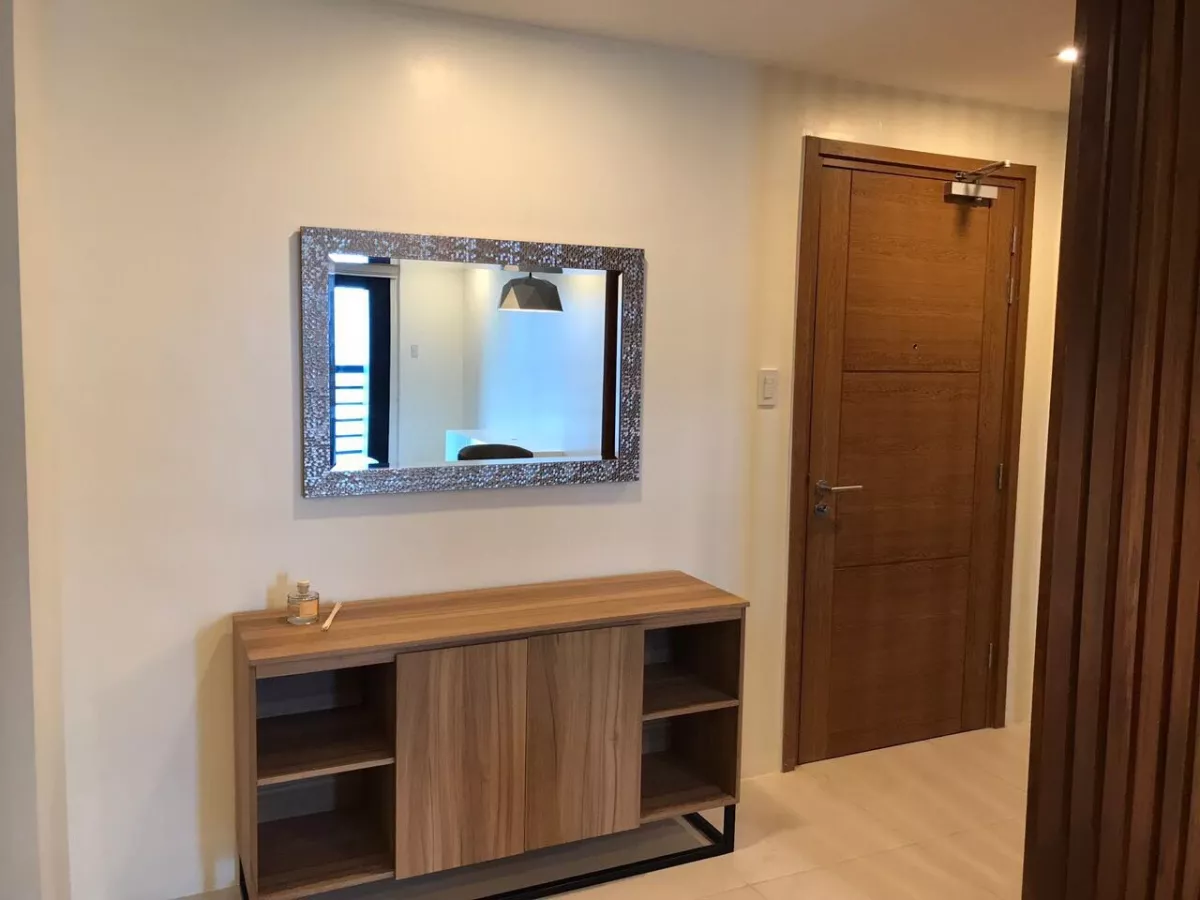 1 bedroom with Balcony Icon Plaza for rent05