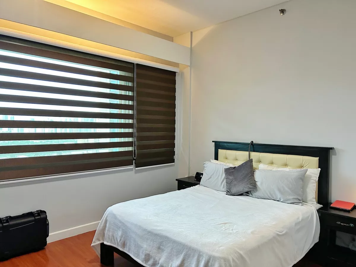 1BR Condo for Rent in Shang Grand Tower Legaspi Village Makati City RH2061109