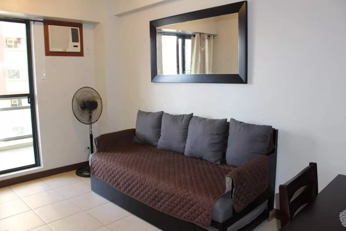 Flair Towers 2 bedrooms for rent near BGC Makati 2br condo near the Fort Makati04