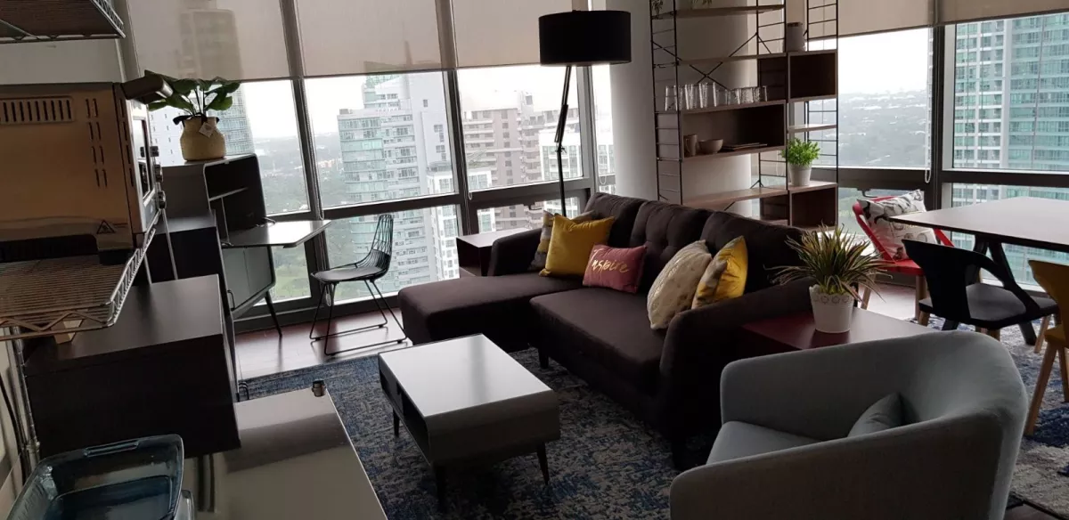 The Suites BGC: Fully Furnished 2BR w/ Tandem Parking for lease in Taguig05