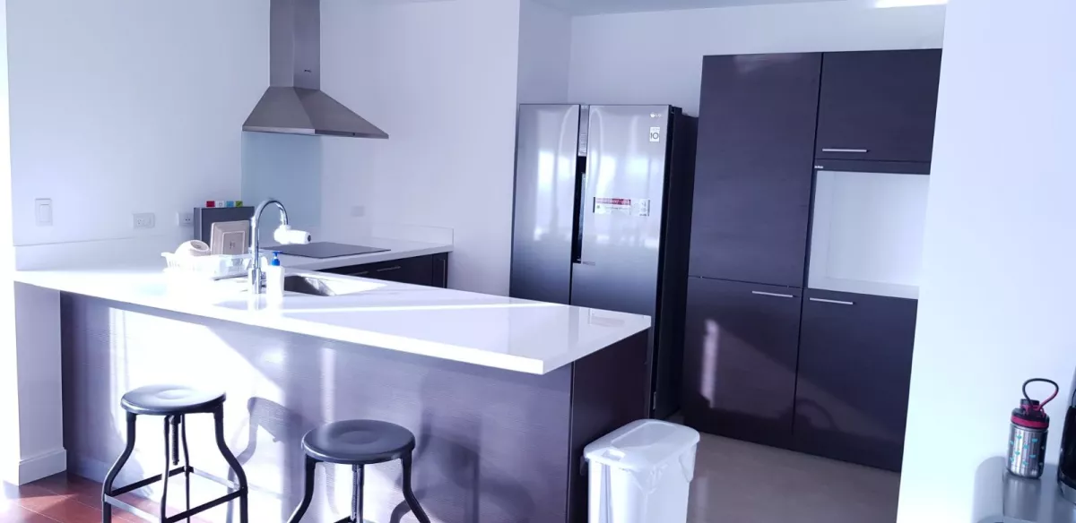 The Suites BGC: Fully Furnished 2BR w/ Tandem Parking for lease in Taguig09