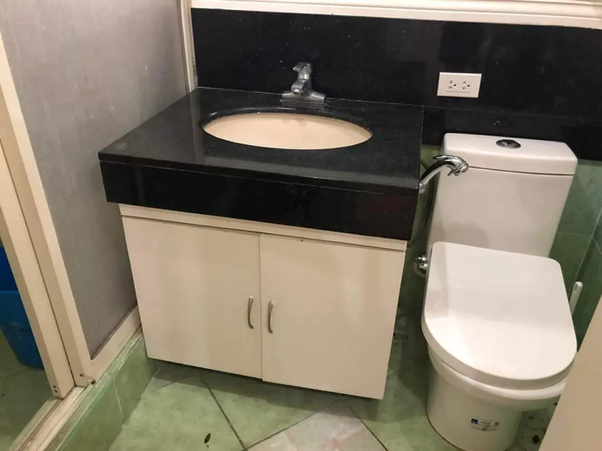 2 Bedroom for Lease in Elizabeth Place Condominium05