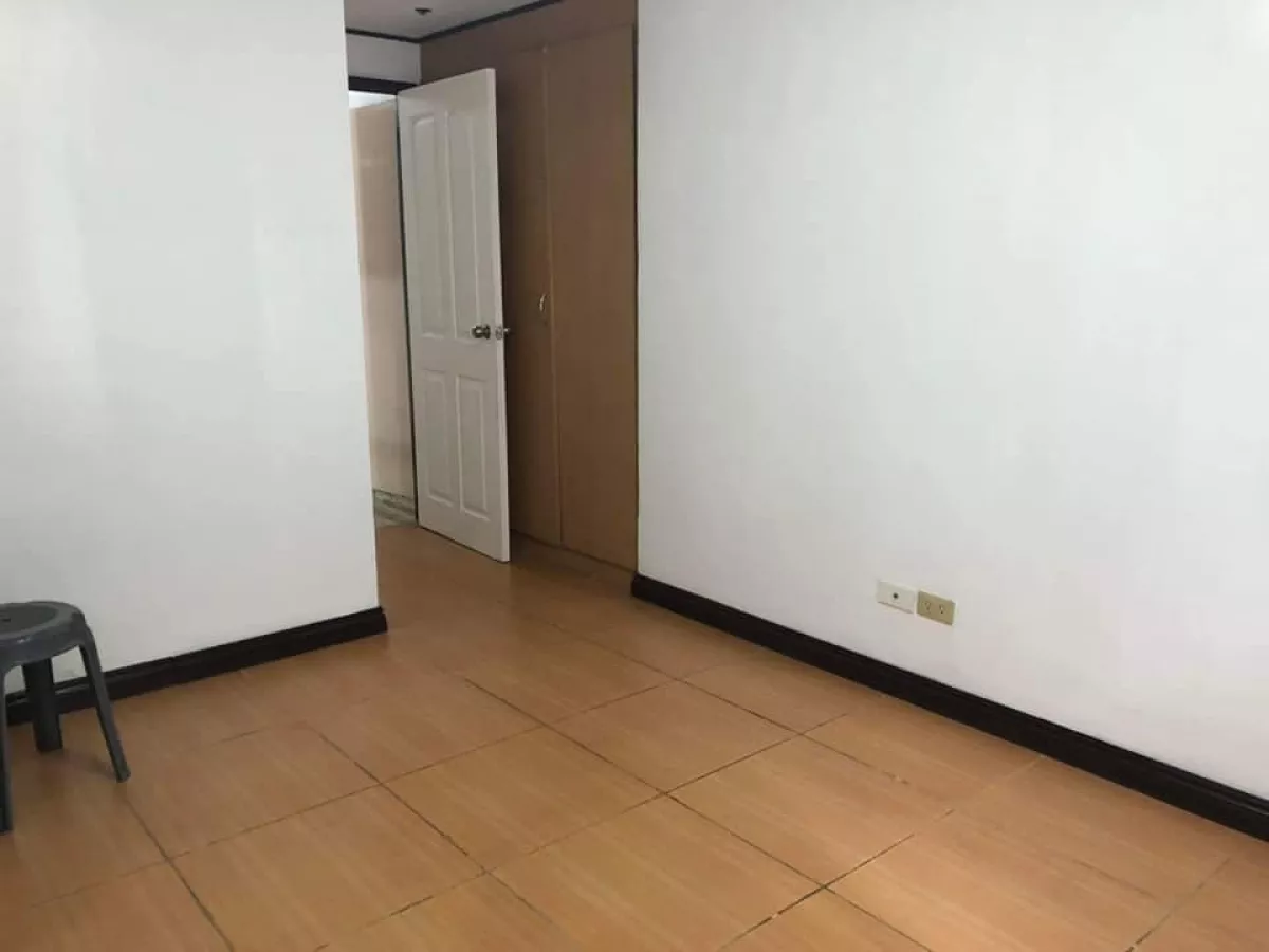2 Bedroom for Lease in Elizabeth Place Condominium07