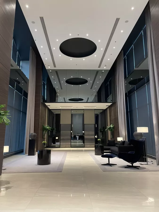 Unfurnished 2BR unit in West Gallery Place08