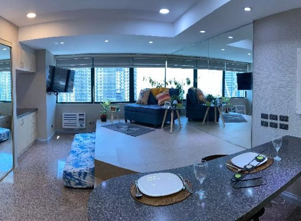 "Fully Furnished 1 Bedroom Unit for Rent in Paragon Plaza, Mandaluyong City"04