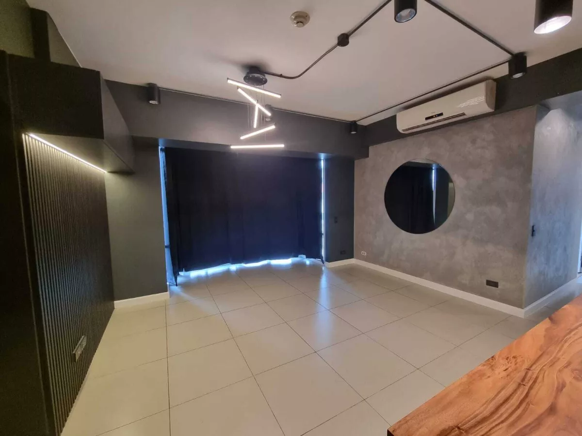 "2BR Condo at Two Serendra Aston Tower, BGC, Taguig | 1DR-174"02