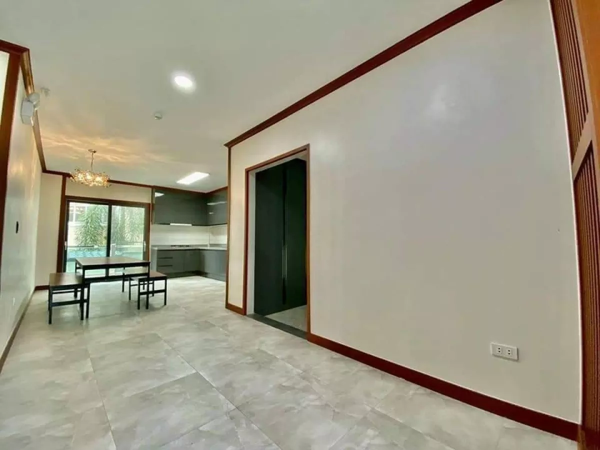 "2 Bedroom Furnished Condo Unit For Rent in Clark, Mabalacat, Pampanga"08