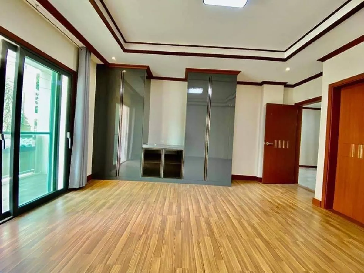 "2 Bedroom Furnished Condo Unit For Rent in Clark, Mabalacat, Pampanga"09