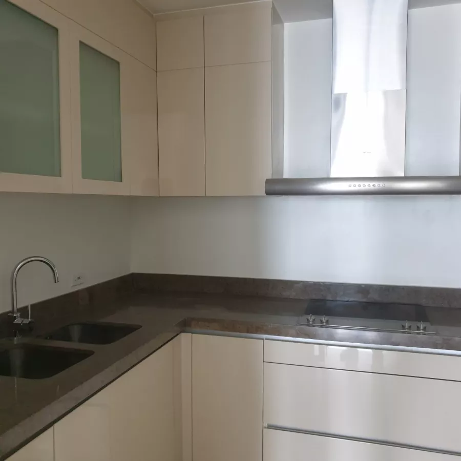 "2BR Grand Hyatt  104m2, Semi Furn, facing amenities, 1 parkg, P150K/mo."04