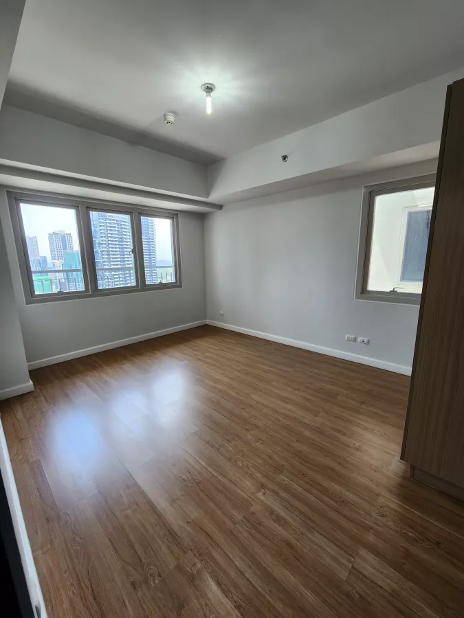 Two Maridien Bonifacio Global City Taguig two bedrooms for Lease05