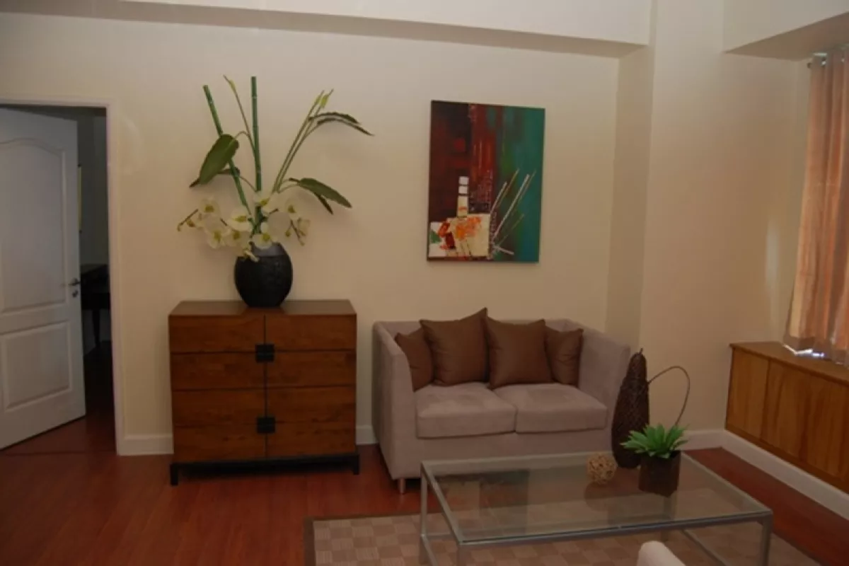 "For lease, 97 sqm 2 Bedroom Unit in Bellagio 2 in Fort Bonifacio, Taguig City"08