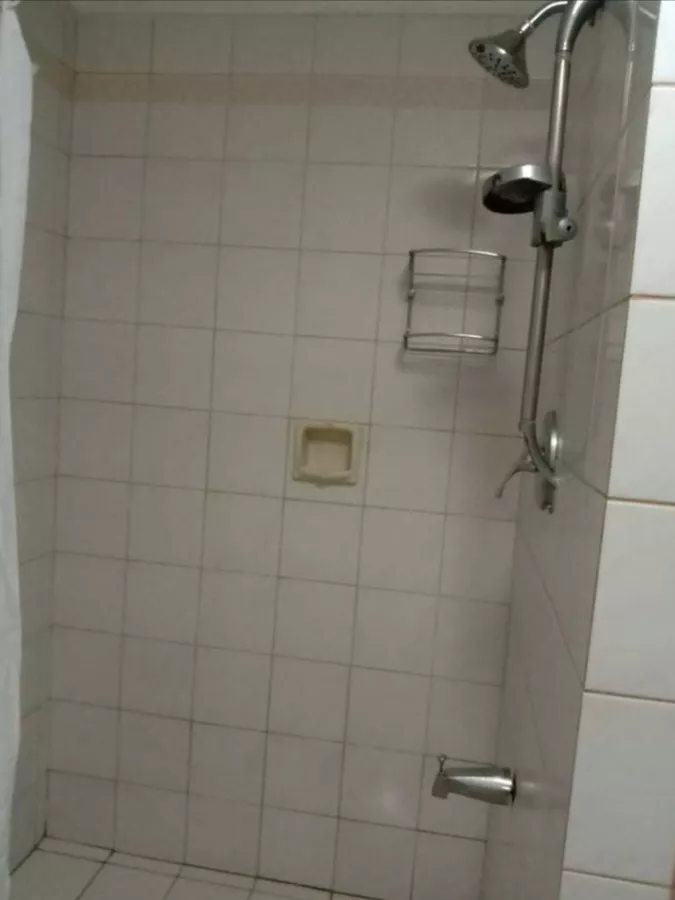 "Studio Condo for Lease in Elizabeth Place Condominium, Makati City"04