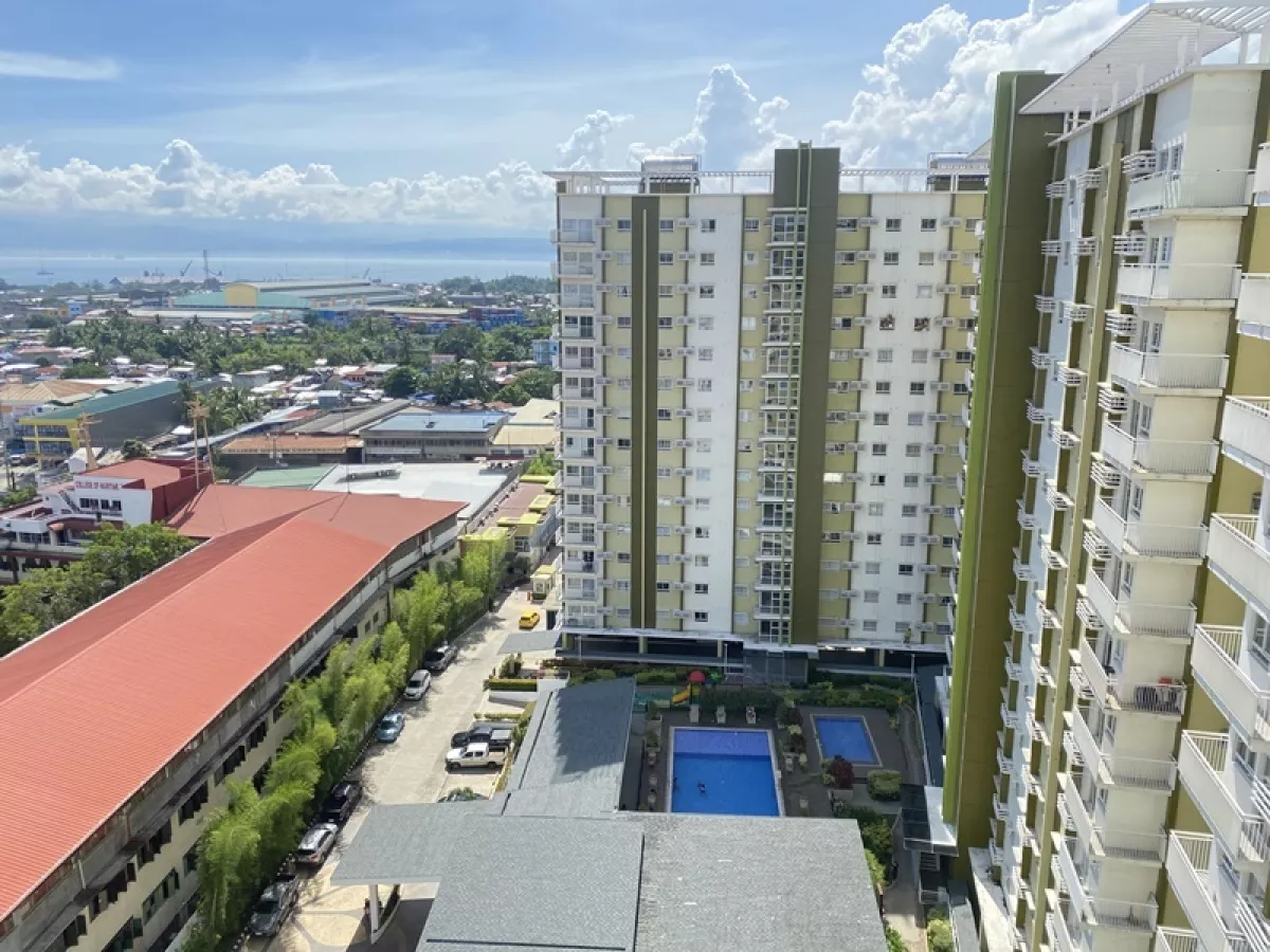 "Studio Unit for Rent at Mesaverte Residences in Cagayan de Oro, Misamis Oriental"02