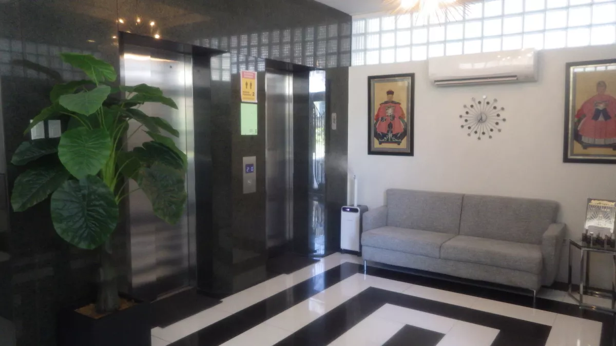 "For rent Fully Furnished, 1 Bedroom 1 Bath Belle Arte Residential Condominium"10