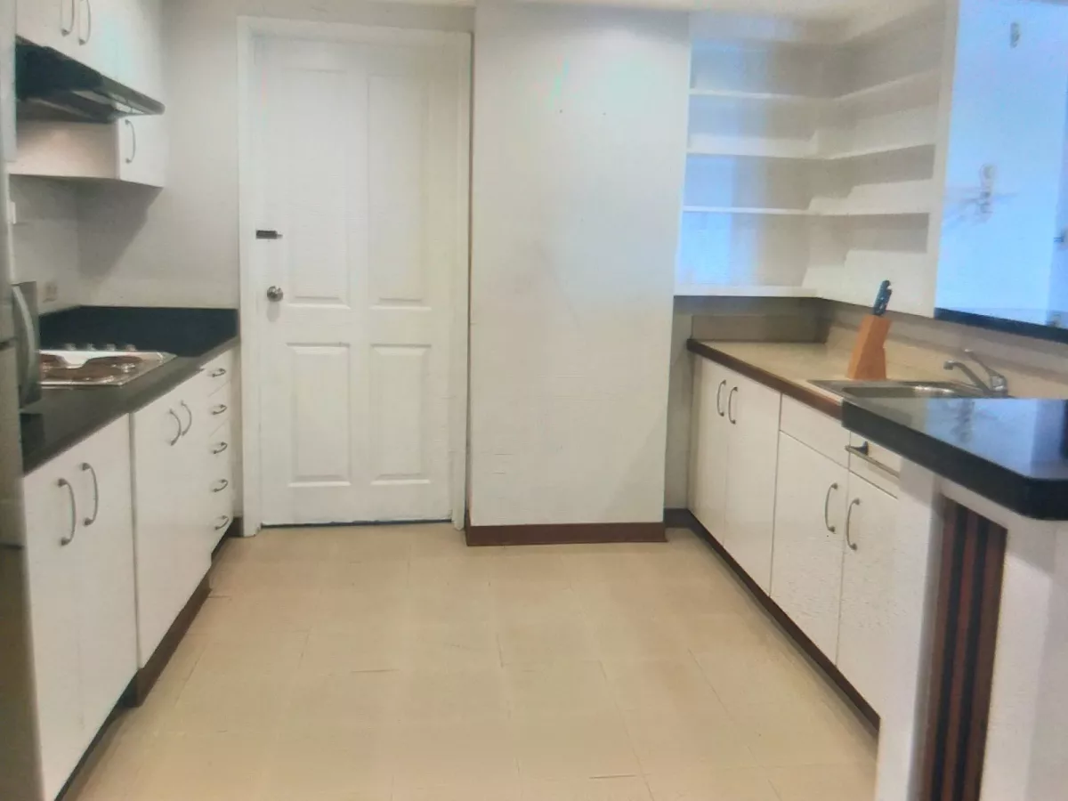 Condo For Lease Furnished04