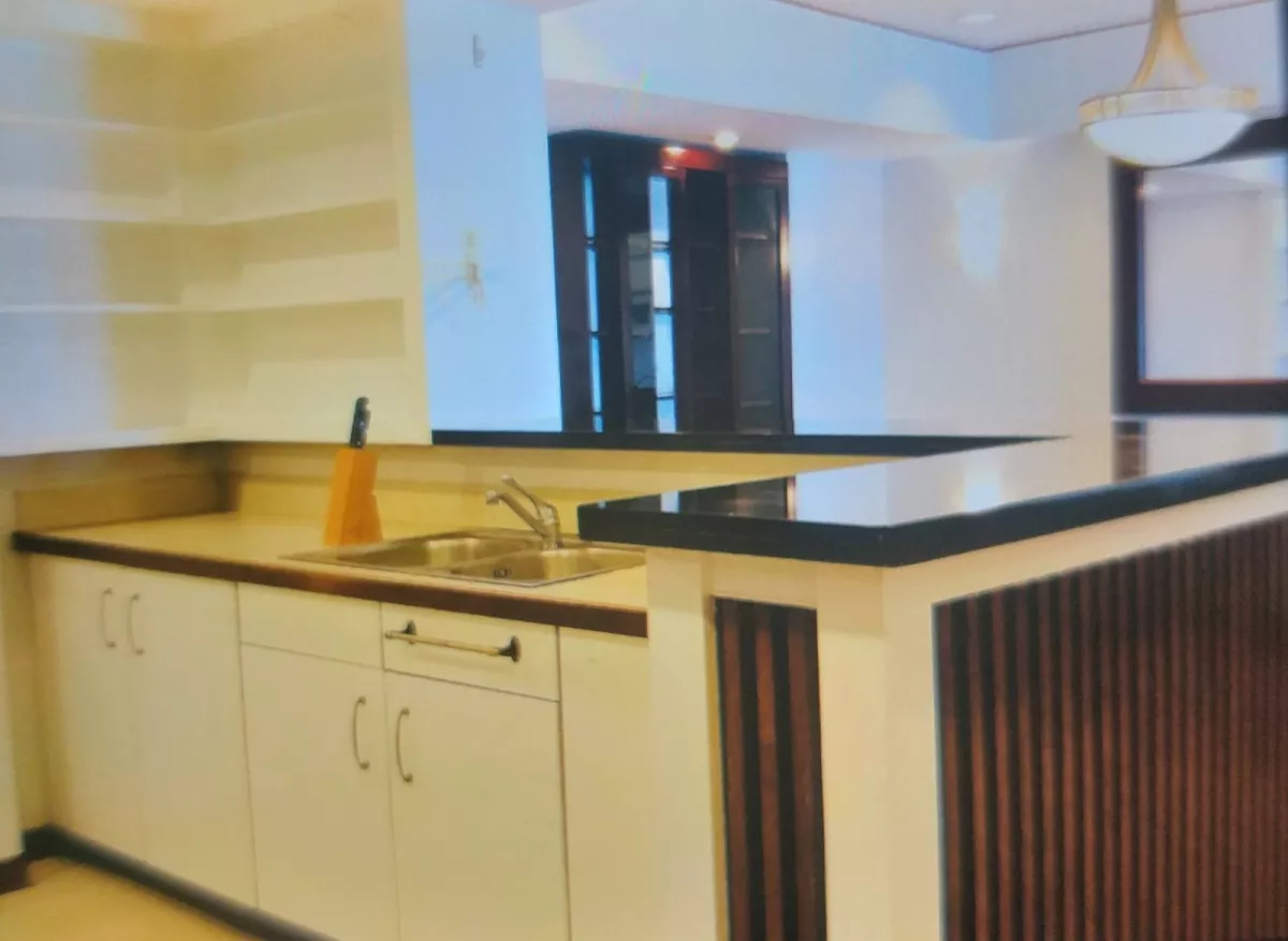 Condo For Lease Furnished05
