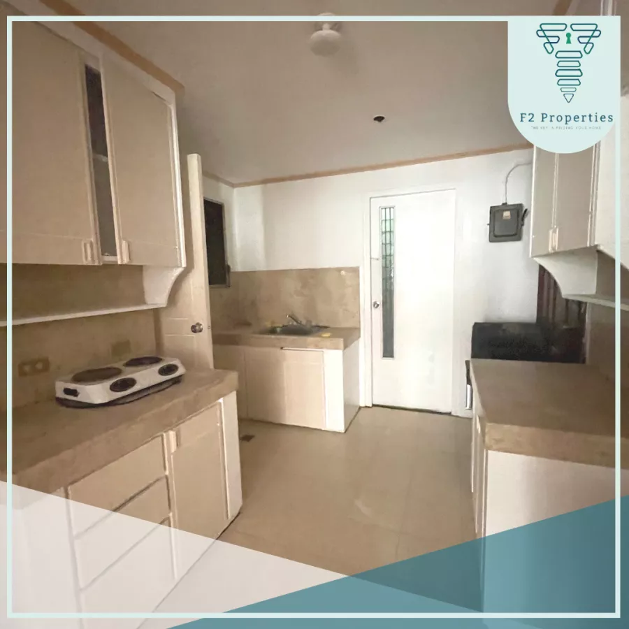 lpl plaza for lease 2 bedrooms05