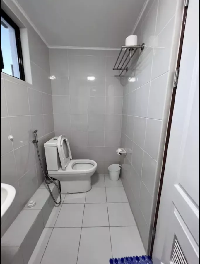 "2 BR Corner Unit For Rent in Santolan, Pasig w/ Basement Parking - Bali 2 Oasis"07