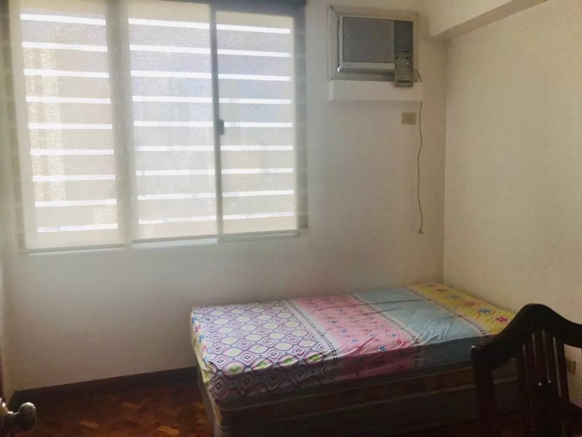 Fully Furnished Asia Tower For Lease in Legazpi Village Makati08