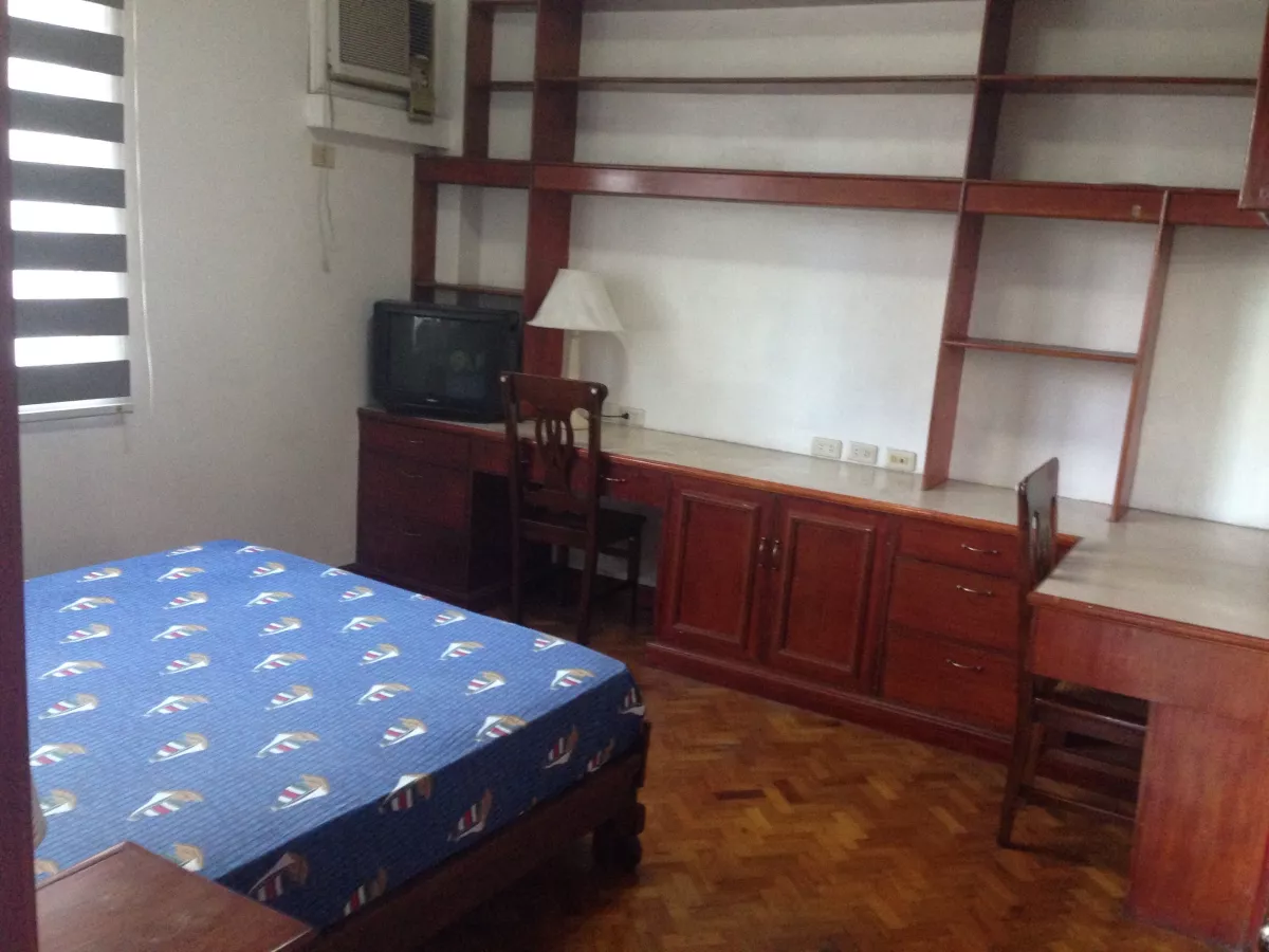 Fully Furnished Asia Tower For Lease in Legazpi Village Makati10