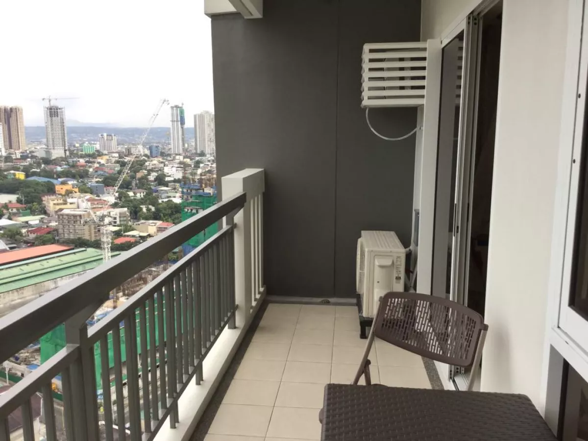 "2 Bedroom Unit For Rent at Sheridan, South tower, Mandaluyong City"10