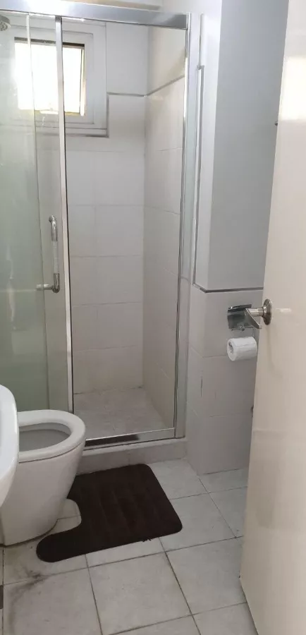Lovely studio unit in Aston at Two Serendra04