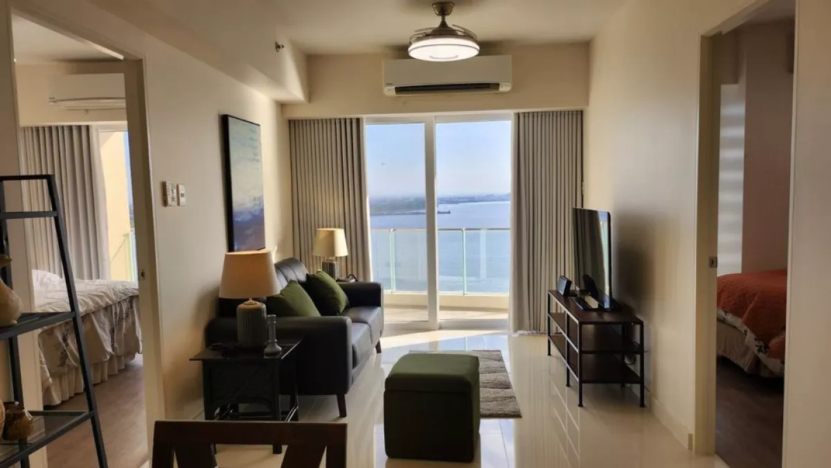 "For Lease 2 Bedrooms in Oak Harbor Residences, Parañaque City"04