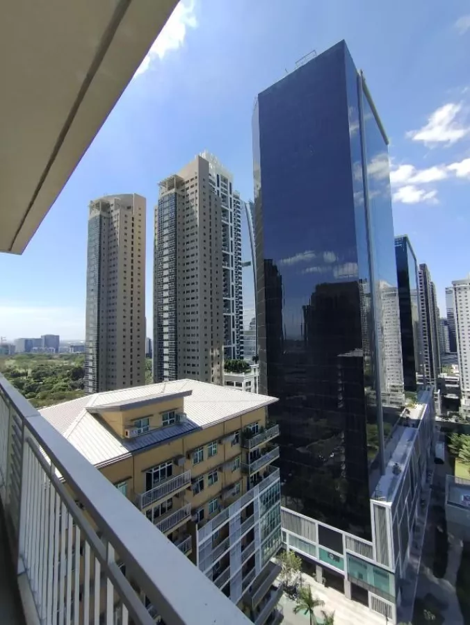 "Exquisite 2 Bedroom Condo in Encino at Two Serendra for Rent, Taguig"05