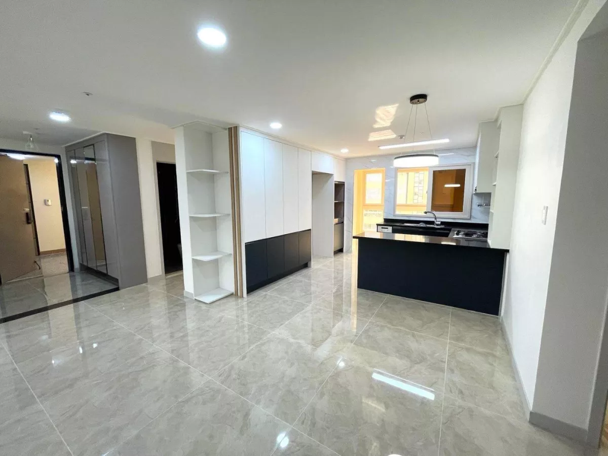 3 Bedroom Condominium For Rent Inside Clark City Angeles City04