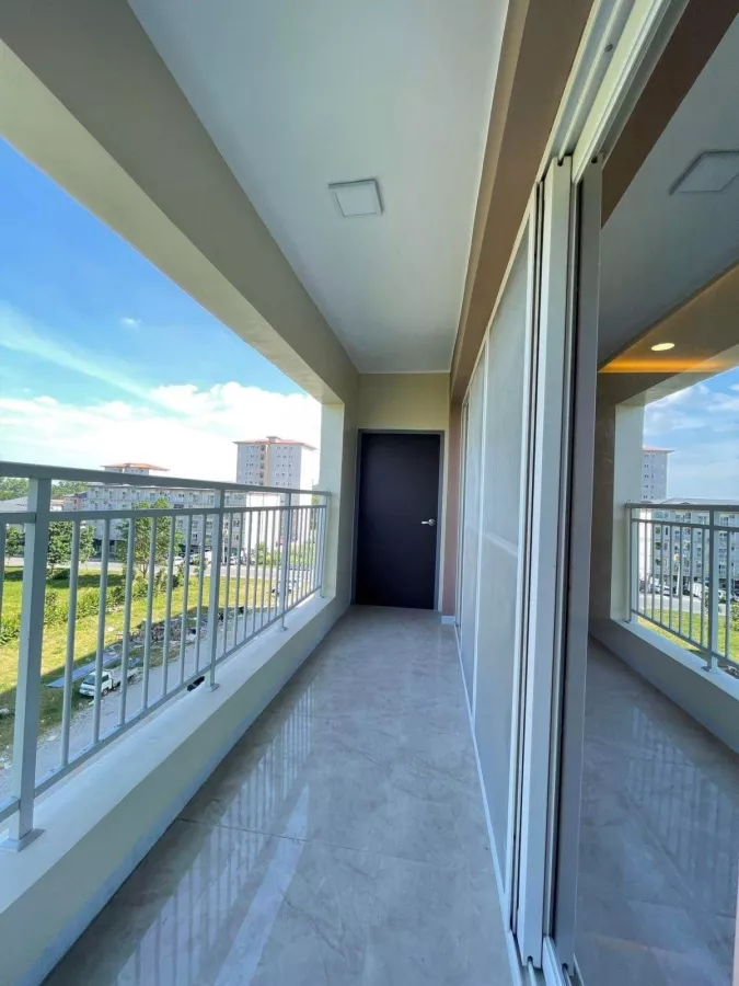 3 Bedroom Condominium For Rent Inside Clark City Angeles City07