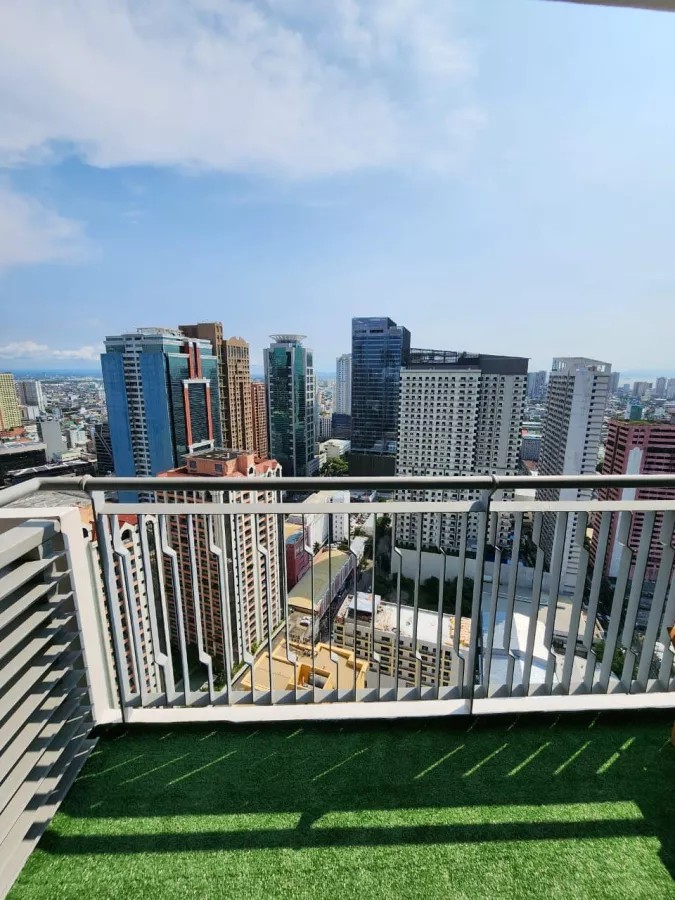1 bedroom unit in The Rise Makati Condominium by Shang for lease09