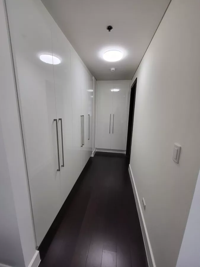 "1 Bedroom Condo Unit for Rent at Garden Tower 1 in San Lorenzo, Makati City"05