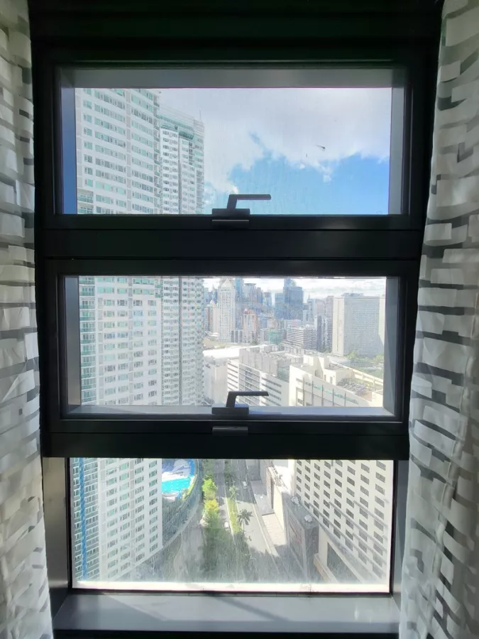 "1 Bedroom Condo Unit for Rent at Garden Tower 1 in San Lorenzo, Makati City"09
