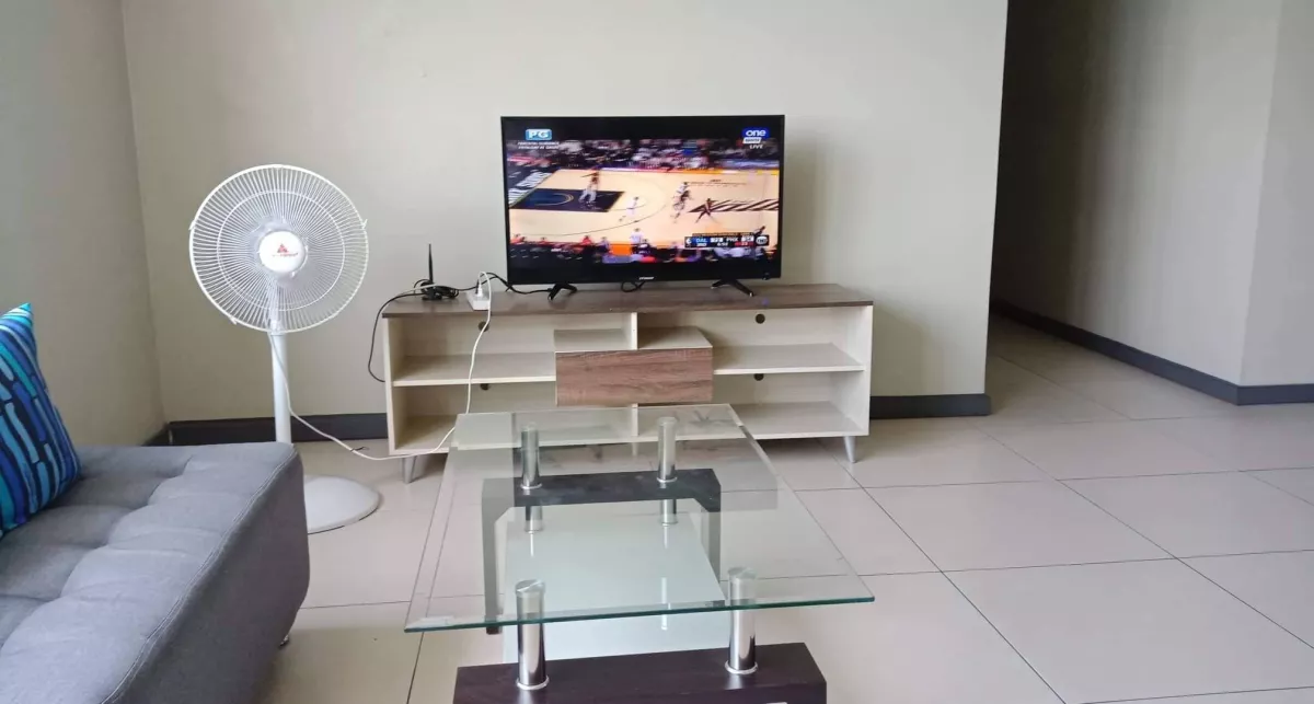 For Rent 3 Bedroom Condo with Parking near Greenbelt Makati City03