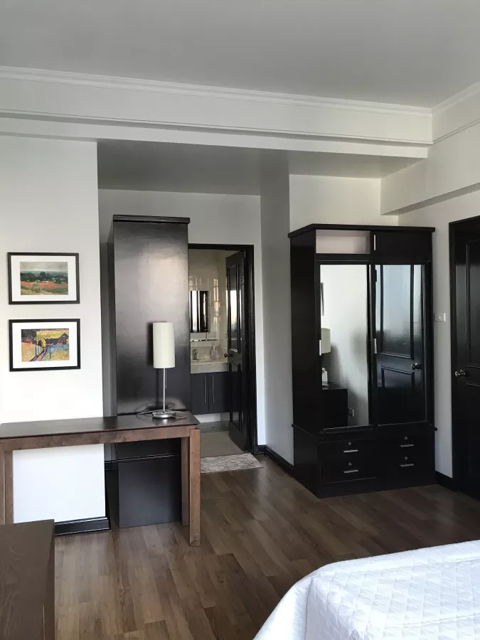 "1 Bedroom Condominium for Rent at The Asia Tower, Makati City"06