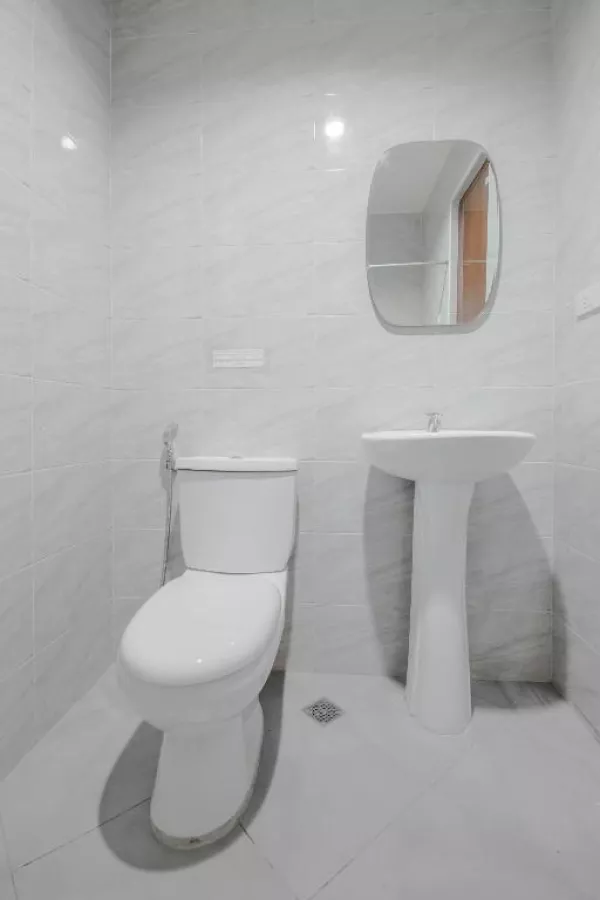 "For Rent Fully Furnished Unit at OYO 739 Cornerstone Manor in Talamban, Cebu"05