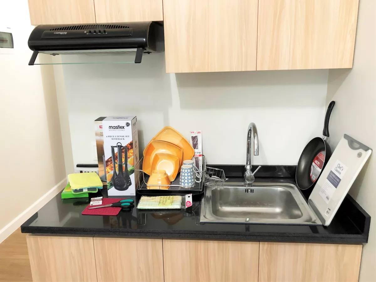 "Furnished Studio Condominium unit for rent at Solinea, Cebu City"03