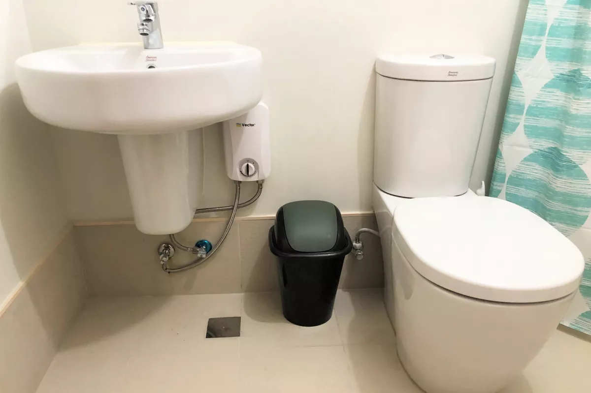 "Furnished Studio Condominium unit for rent at Solinea, Cebu City"05