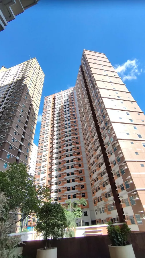 "For Rent 2 Bedroom Condominium in Gateway Regency, Mandaluyong City"04