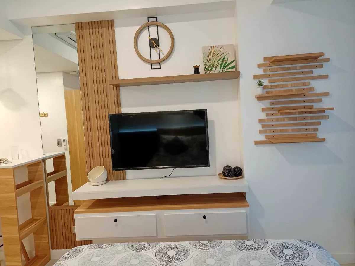 "Brand New Studio for Rent at 38 Park Ave, Cebu IT Park, Cebu City"09