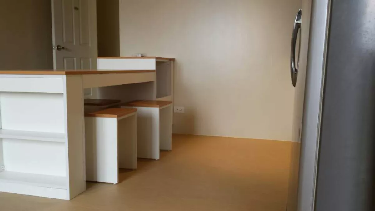 "For Rent 1 Bedroom Unit at Avida Tower Cebu Tower 2 , 24th Floor"03