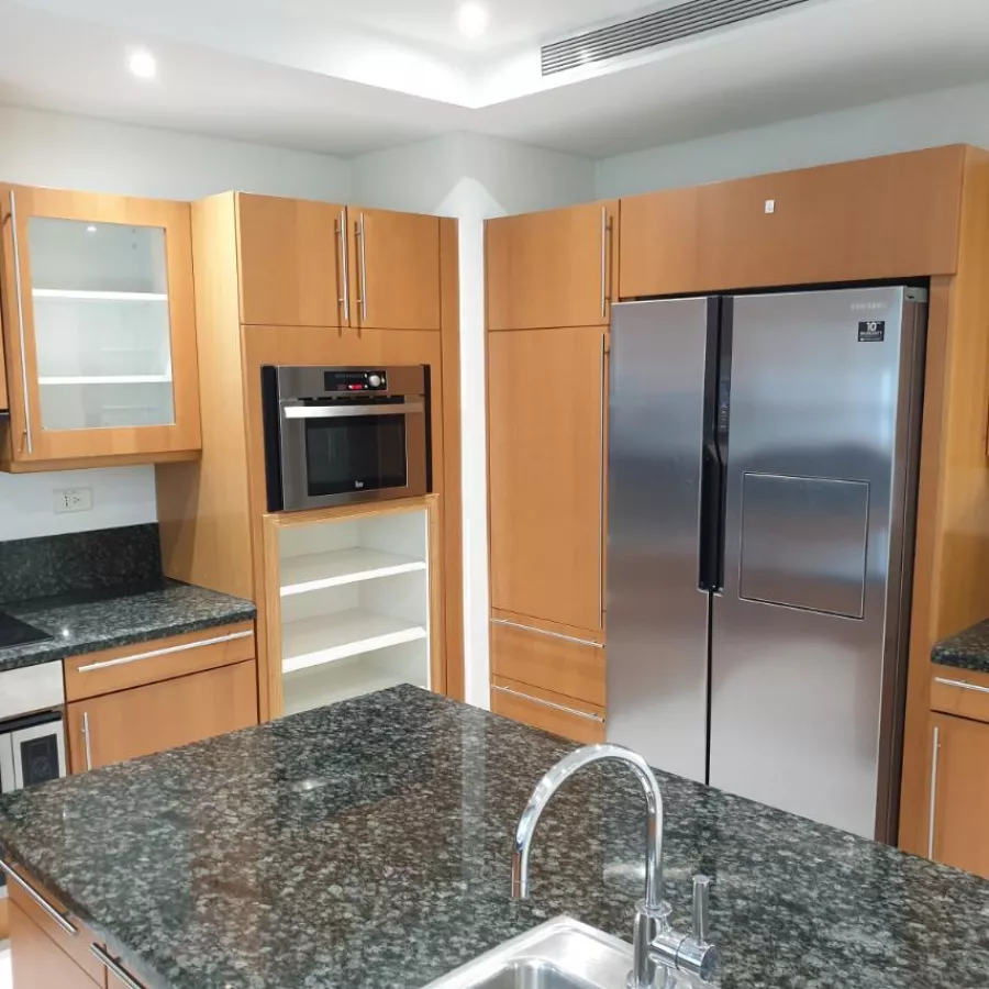 "3BR One Roxas Triangle Bel Air: 286m2, FF, Nicely Interiored, 3Pkg, P219,950/mo."09