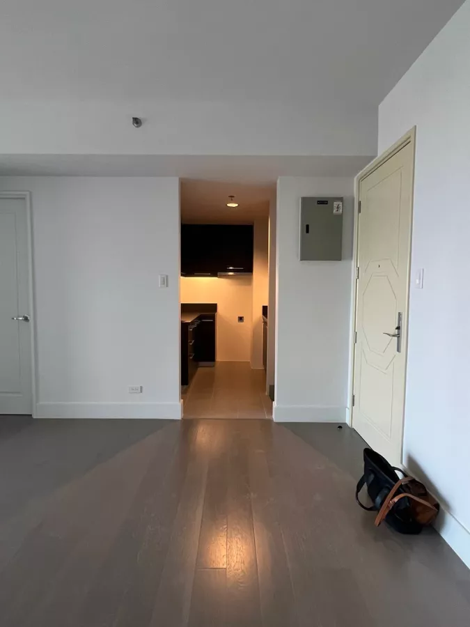 "1 Bedroom Condominium unit for rent in Rockwell, Makati City"05