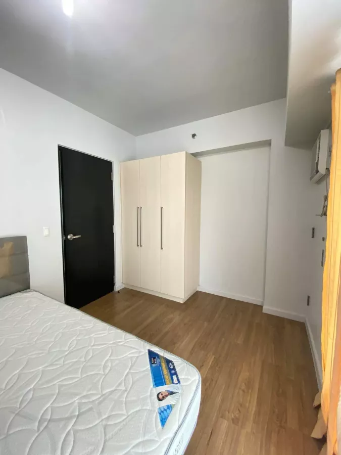 2 Bedroom for Rent Lease in Solstice Tower 1 Circuit Makati04