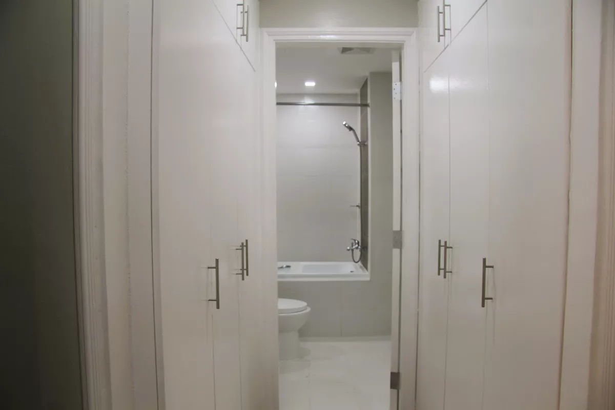 For Lease: 3 Bedrooms in Salcedo Village Makati CBD (Fully Furnished)04