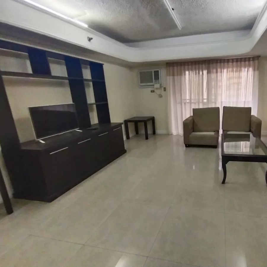 Cosmopolitan Tower 2 Bedrooms for Rent02