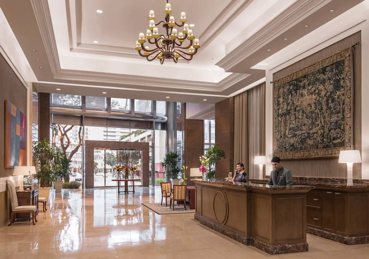 "4 Bedroom with 2 Parking in Discovery Primea, Ayala Avenue, Makati City"03