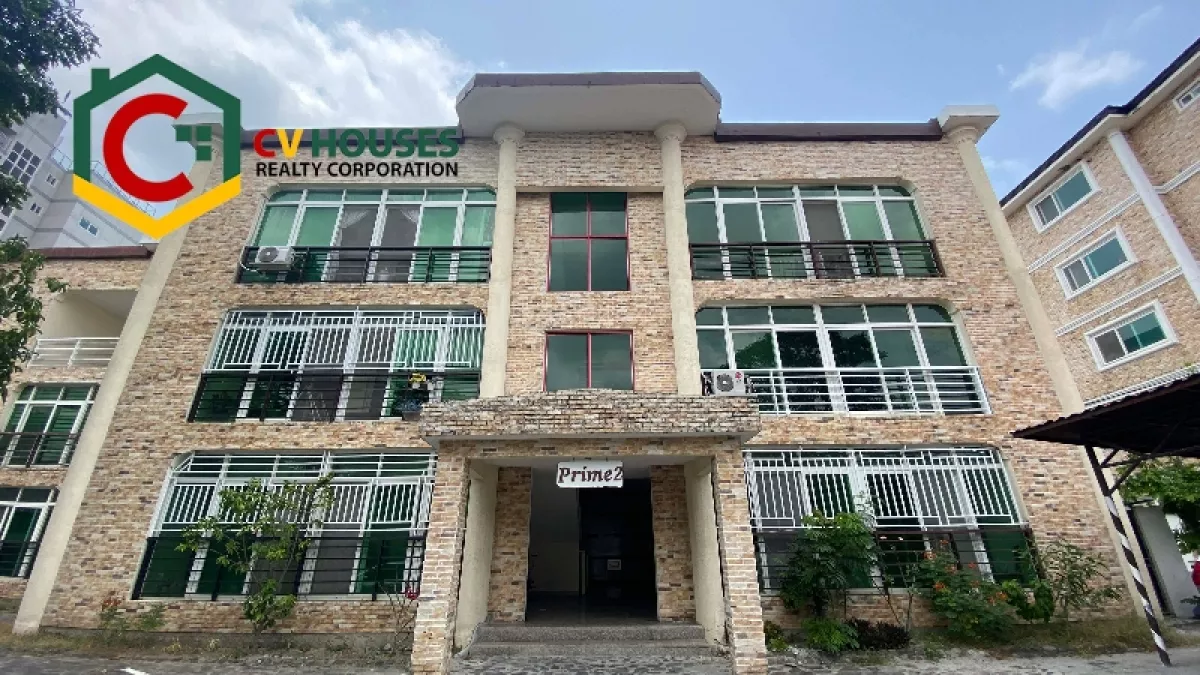 "Fully Furnished 4 Bedroom Condominium unit for Rent in Clark, Pampanga"01